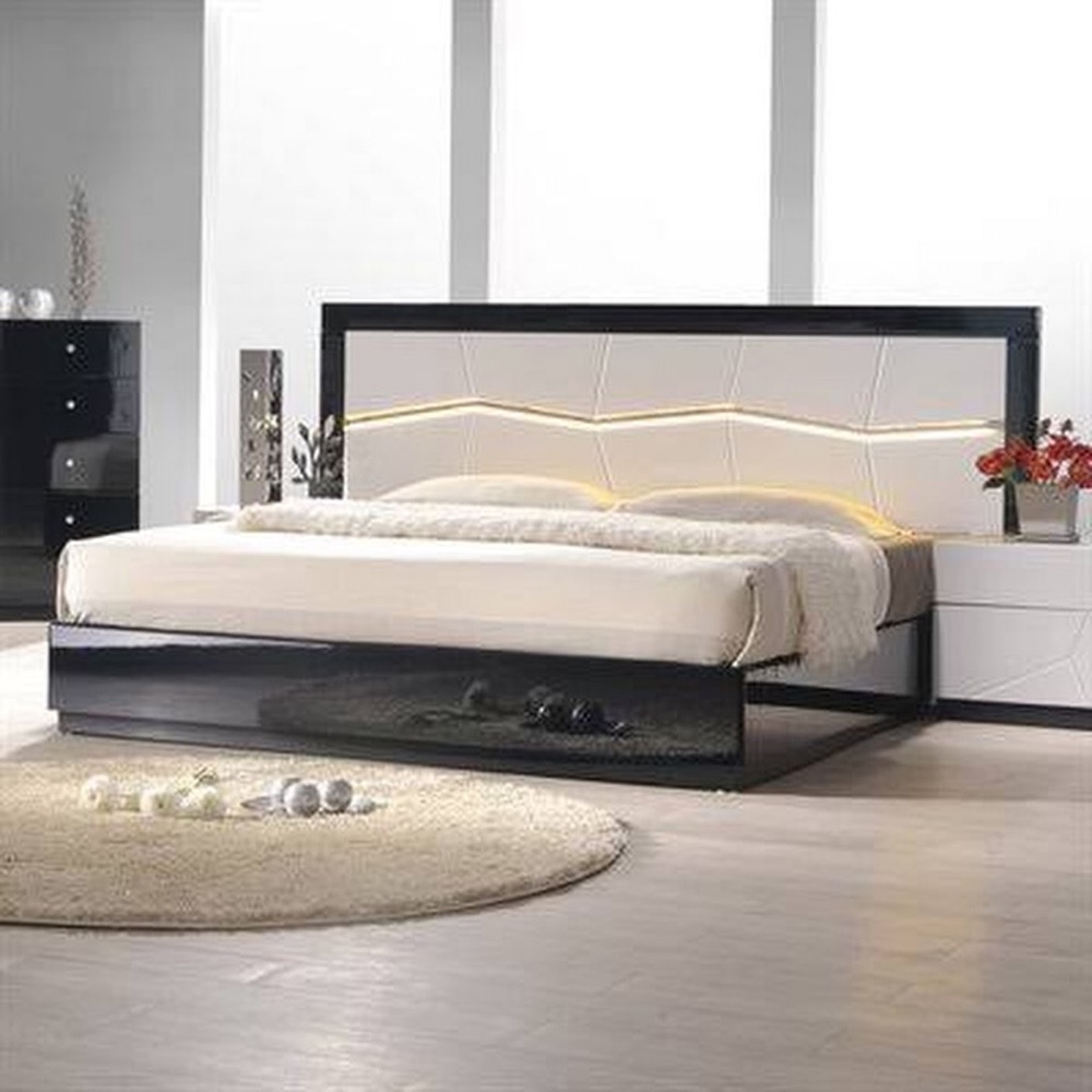 J&M Furniture Turnin Platform Bed